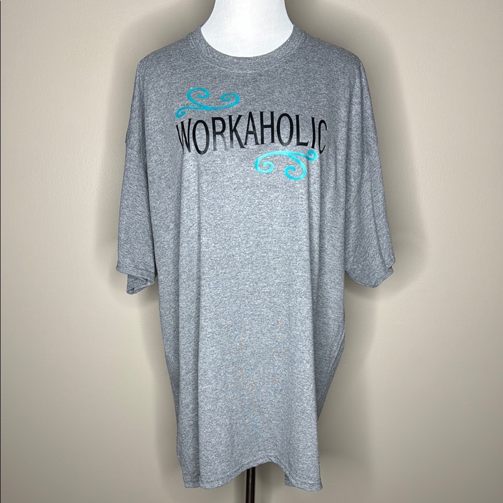Gildan unisex Heavy Cotton gray t-shirt “ WORKAHOLIC” size XXL.